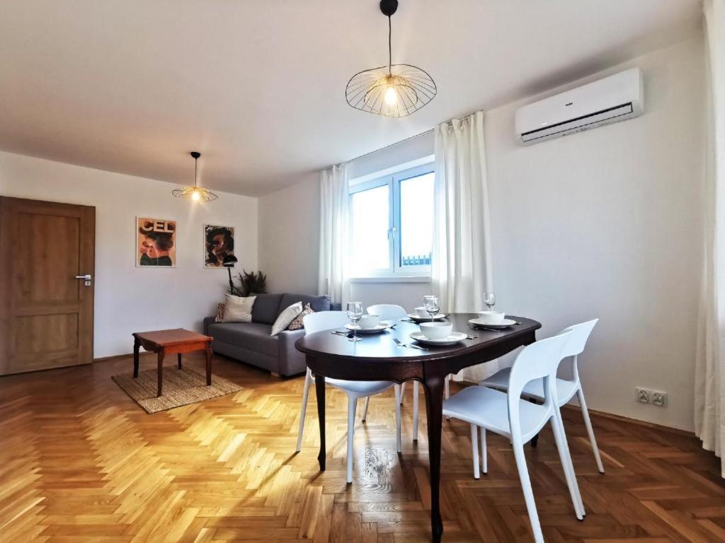 Wroc'love Haukego Bosaka Check-in 24h Apartment *